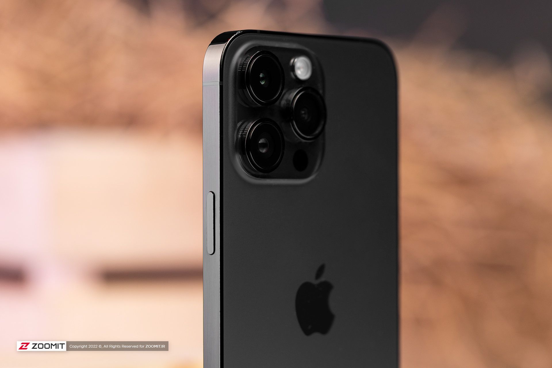 دکمه‌ی پاور آیفون ۱۴ پرو