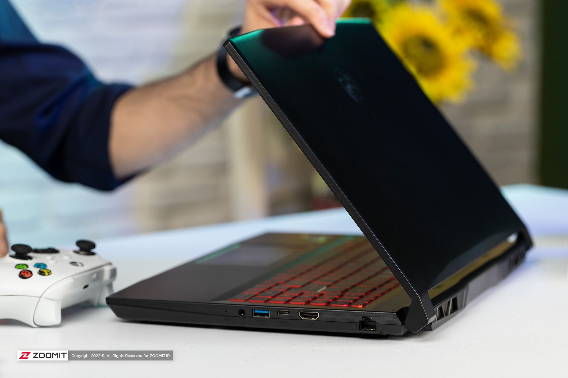 باز کردن لپ‌تاپ Katana GF66 ام‌اس‌آی