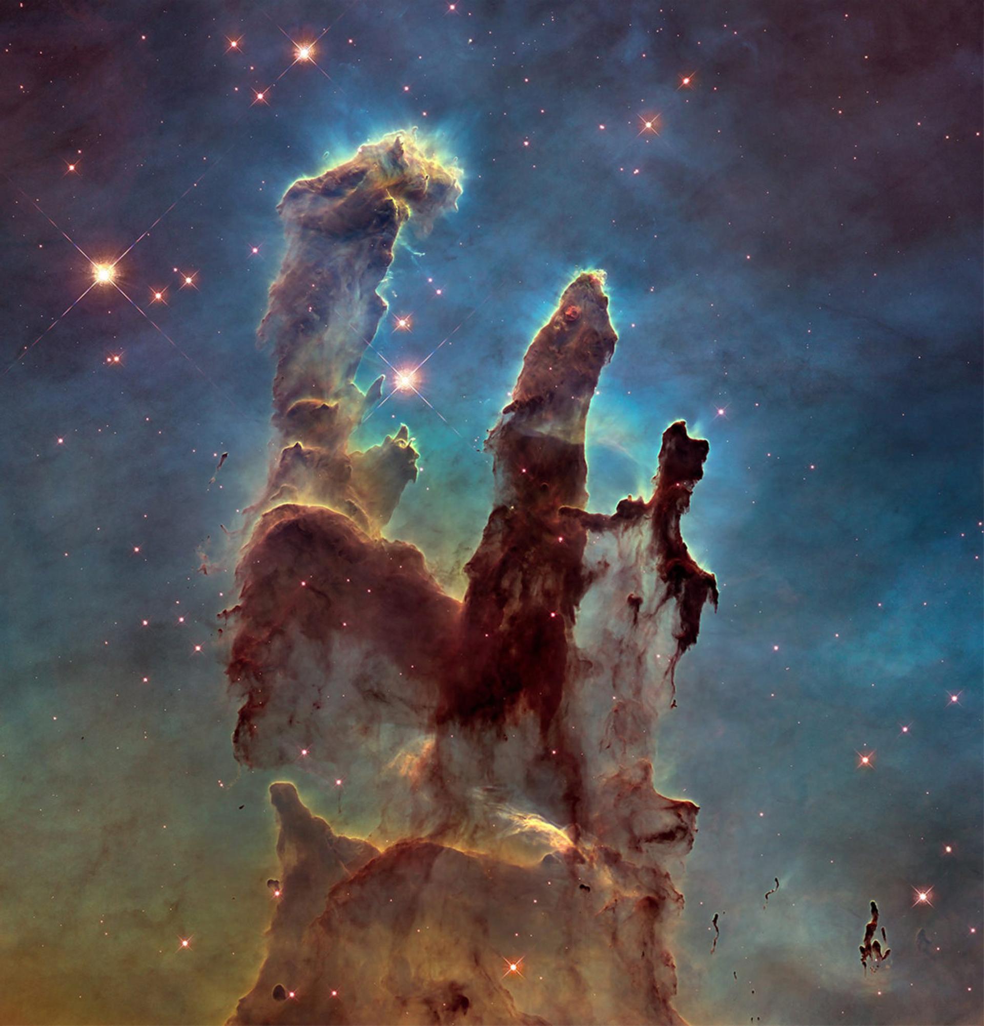 ستون‌های آفرینش از نگاه تلسکوپ فضایی هابل