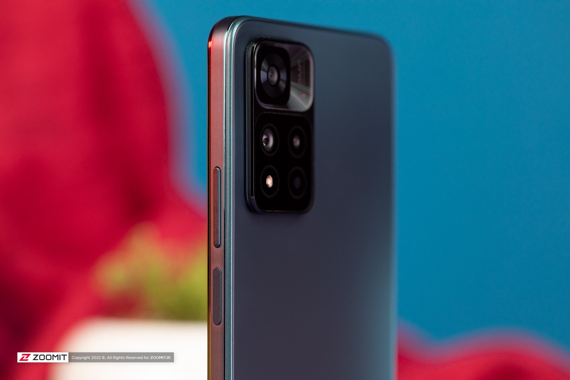 نمای سه‌رخ ردمی نوت ۱۱ پرو پلاس 5G