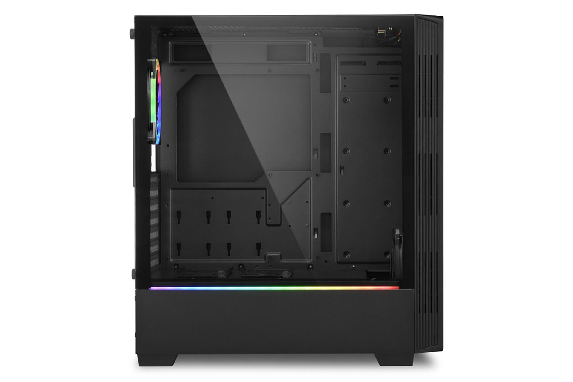 نمای داخل پنل شیشه‌ای سمت چپ کیس کامپیوتر شارکن RGB LIT 100