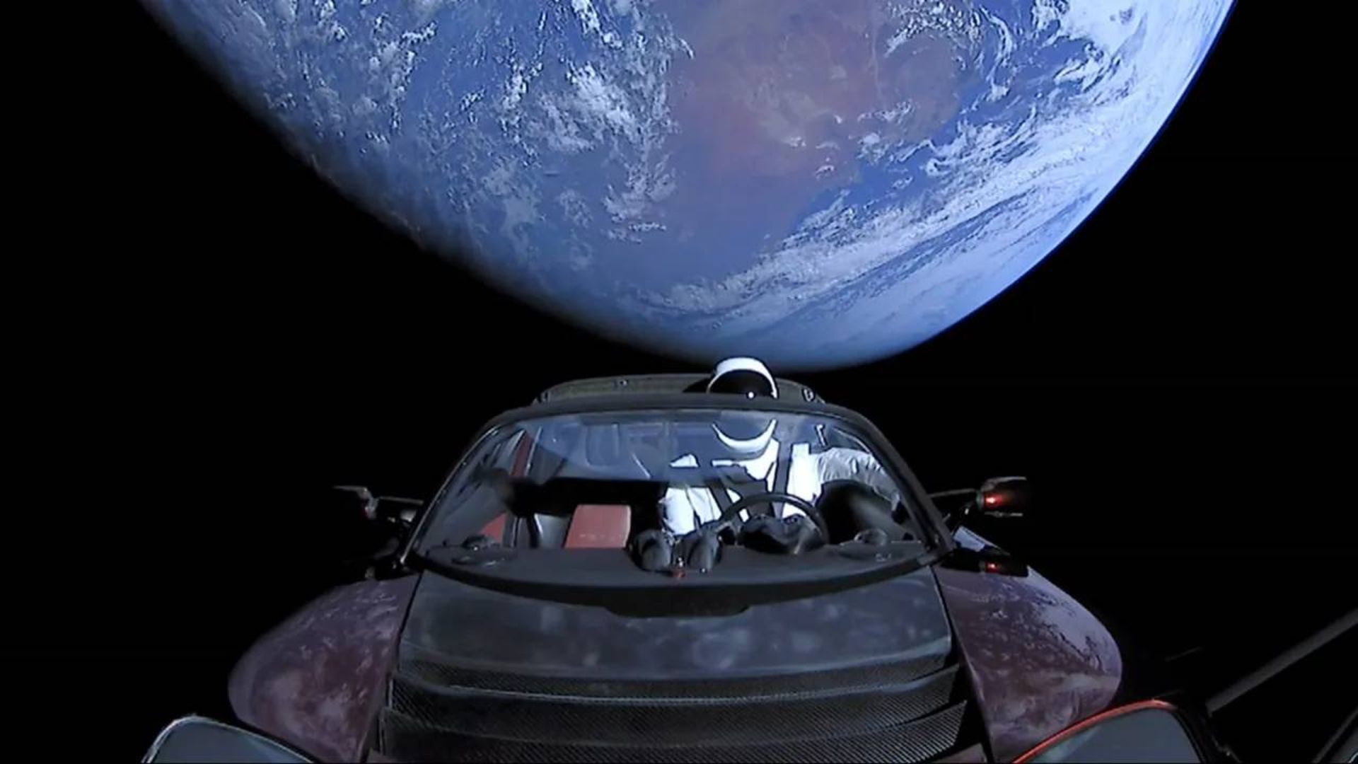 ارسال خودروی تسلا رودستر به فضا / Tesla roadster