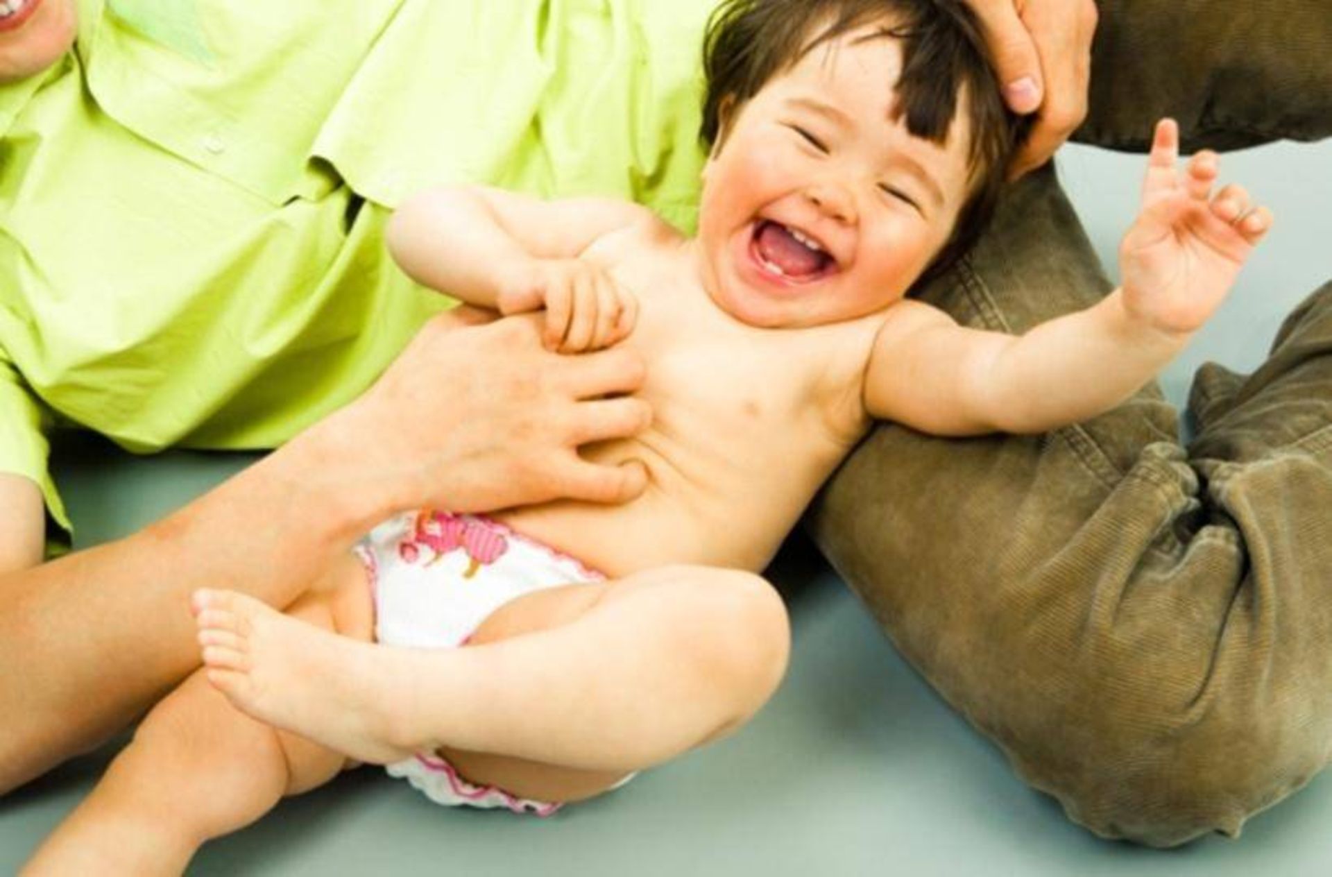 قلقلک دادن / tickling