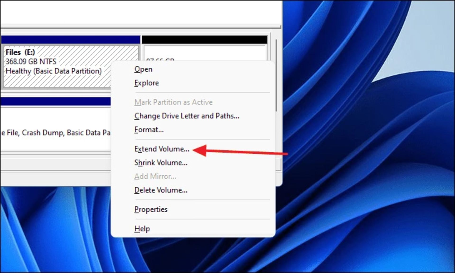 گزینه Extend Volume در ابزار Disk Management برای پارتیشن بندی ویندوز ۱۱