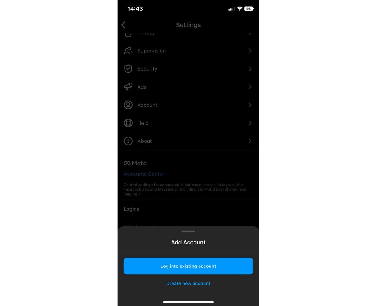 بخش Add Account در صفحه تنظیمات اینستاگرام آیفون