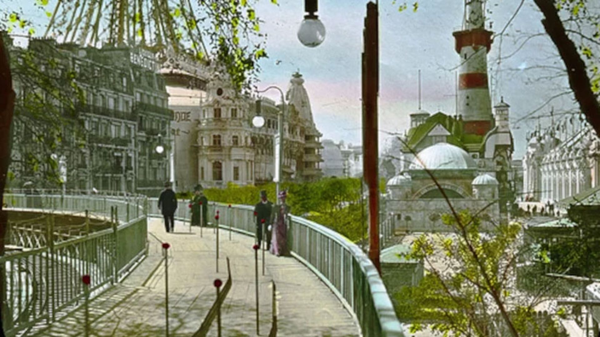 پیاده‌روهای متحرک 