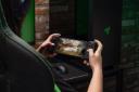 نمای راست دسته بازی ریزر Kishi V2 نسخه آیفون / Razer Kishi V2 for iPhone