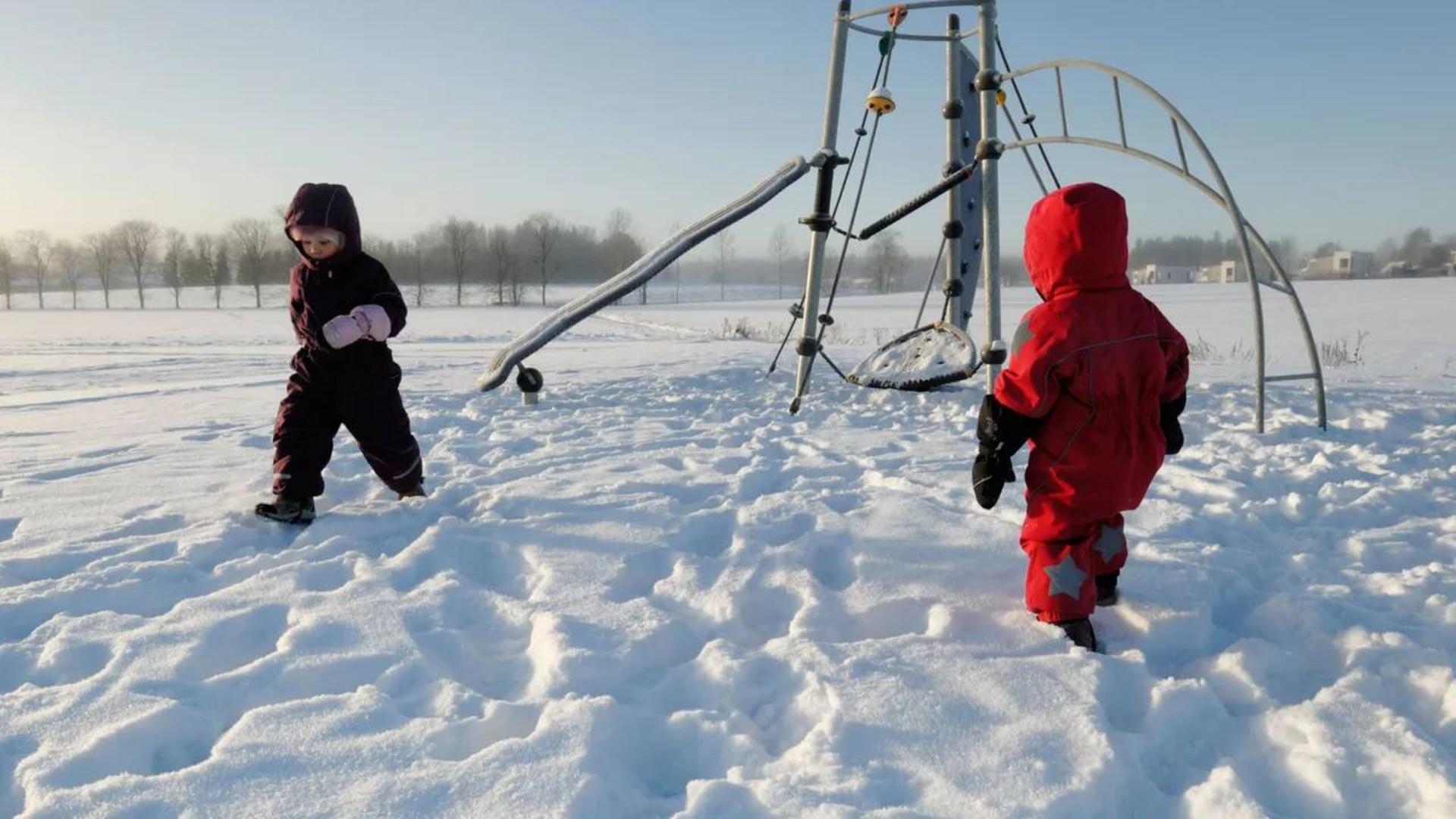زمستان برف / winter