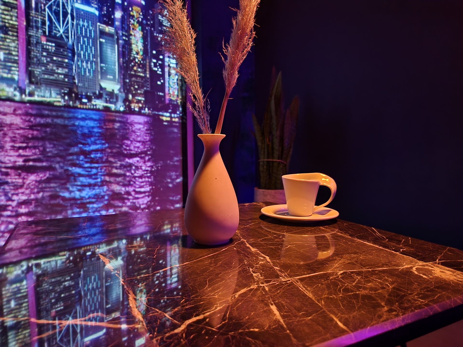 عکس نایت مد دوربین اصلی