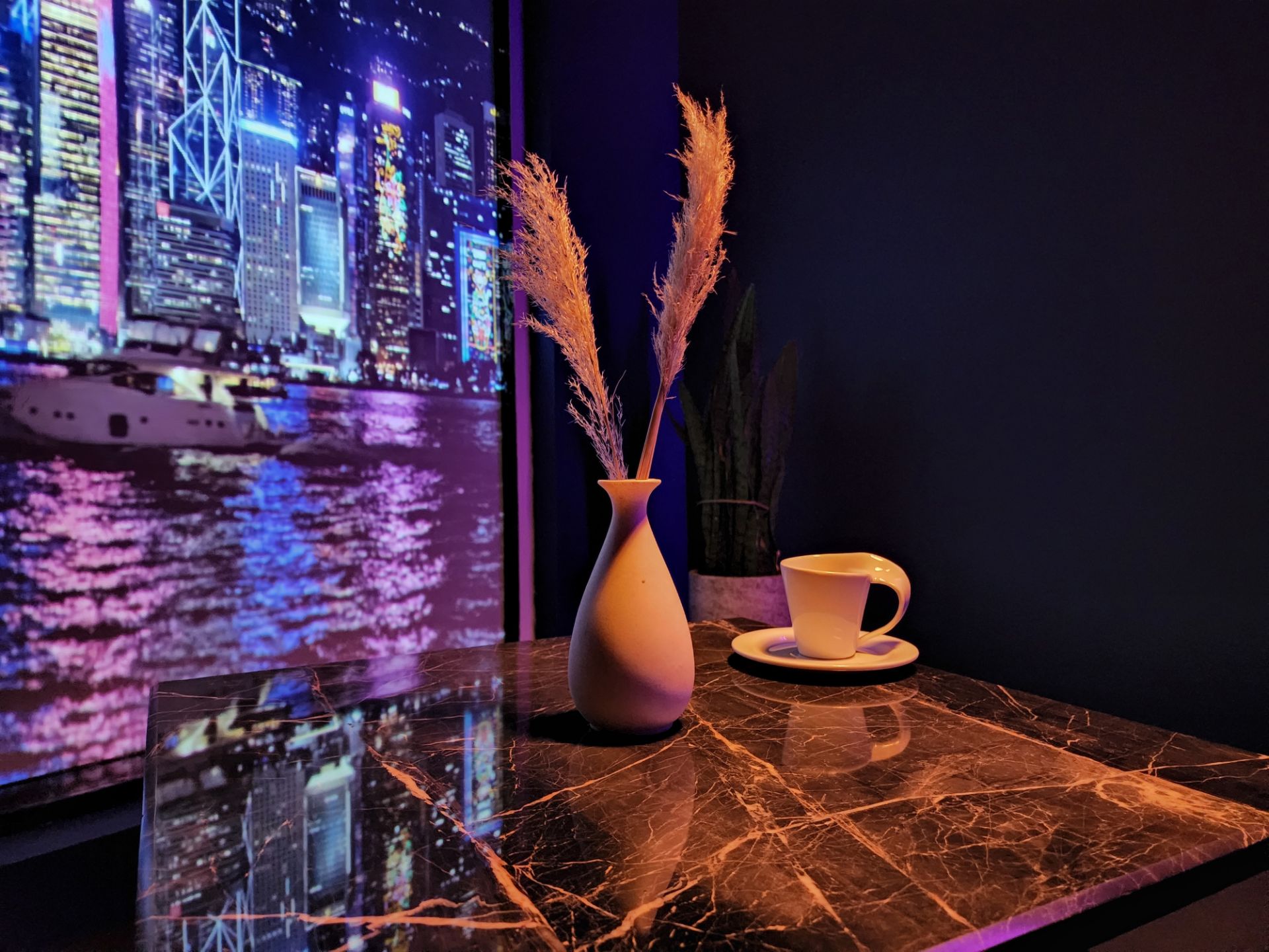 عکس فوتو مد با دوربین اصلی