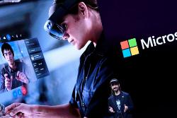 HoloLens 3/ هولولنز ۳