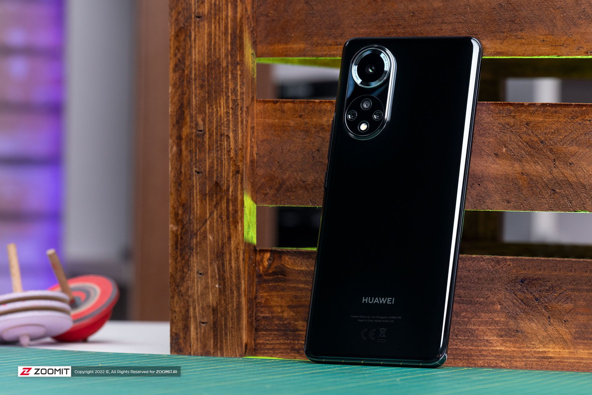 طراحی پشت هواوی نوا ۹