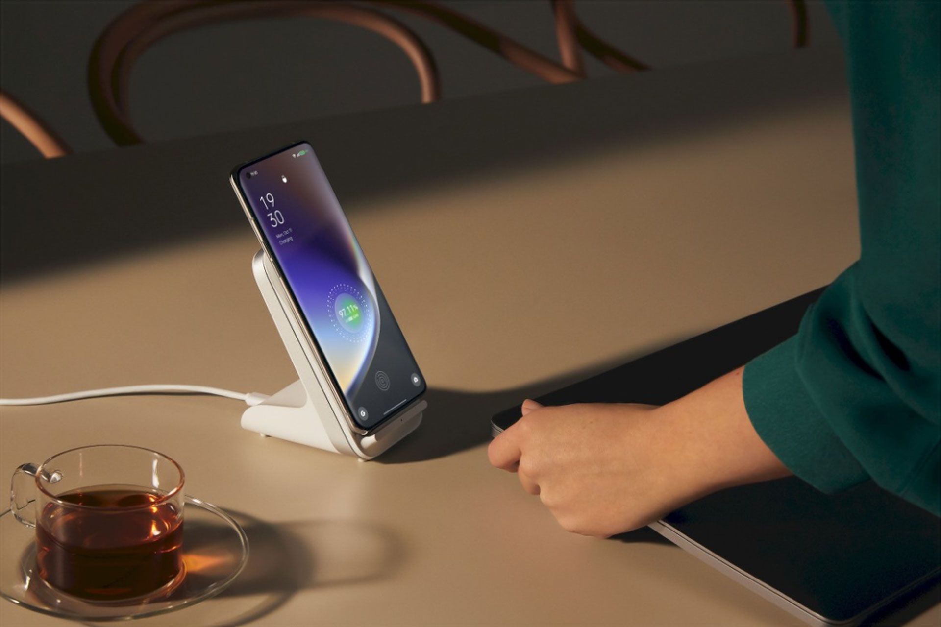 شارژ بی سیم 50 واتی AirVOOC دستگاه Find X5 Pro