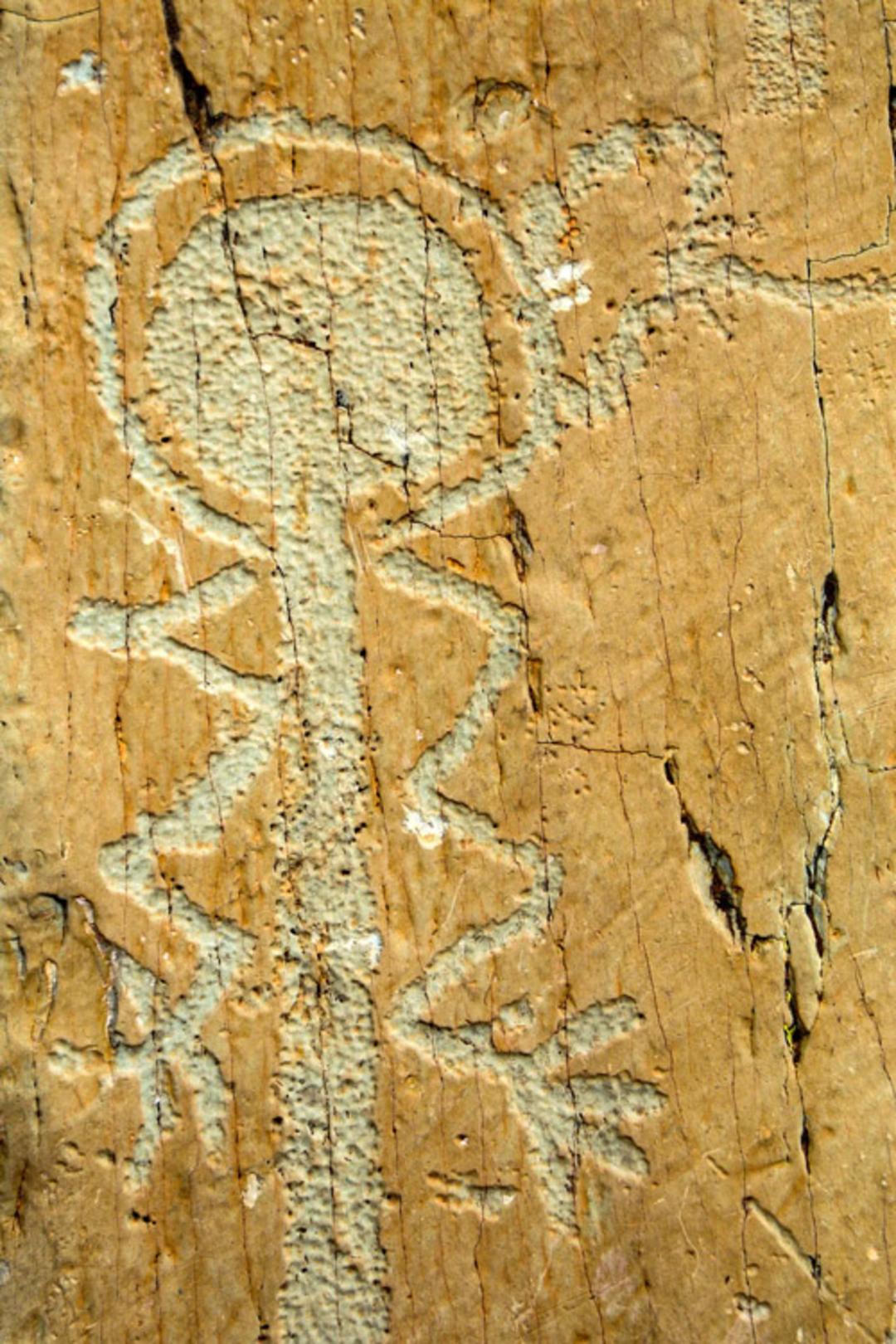 سنگ نگاره دره شگفتی ها