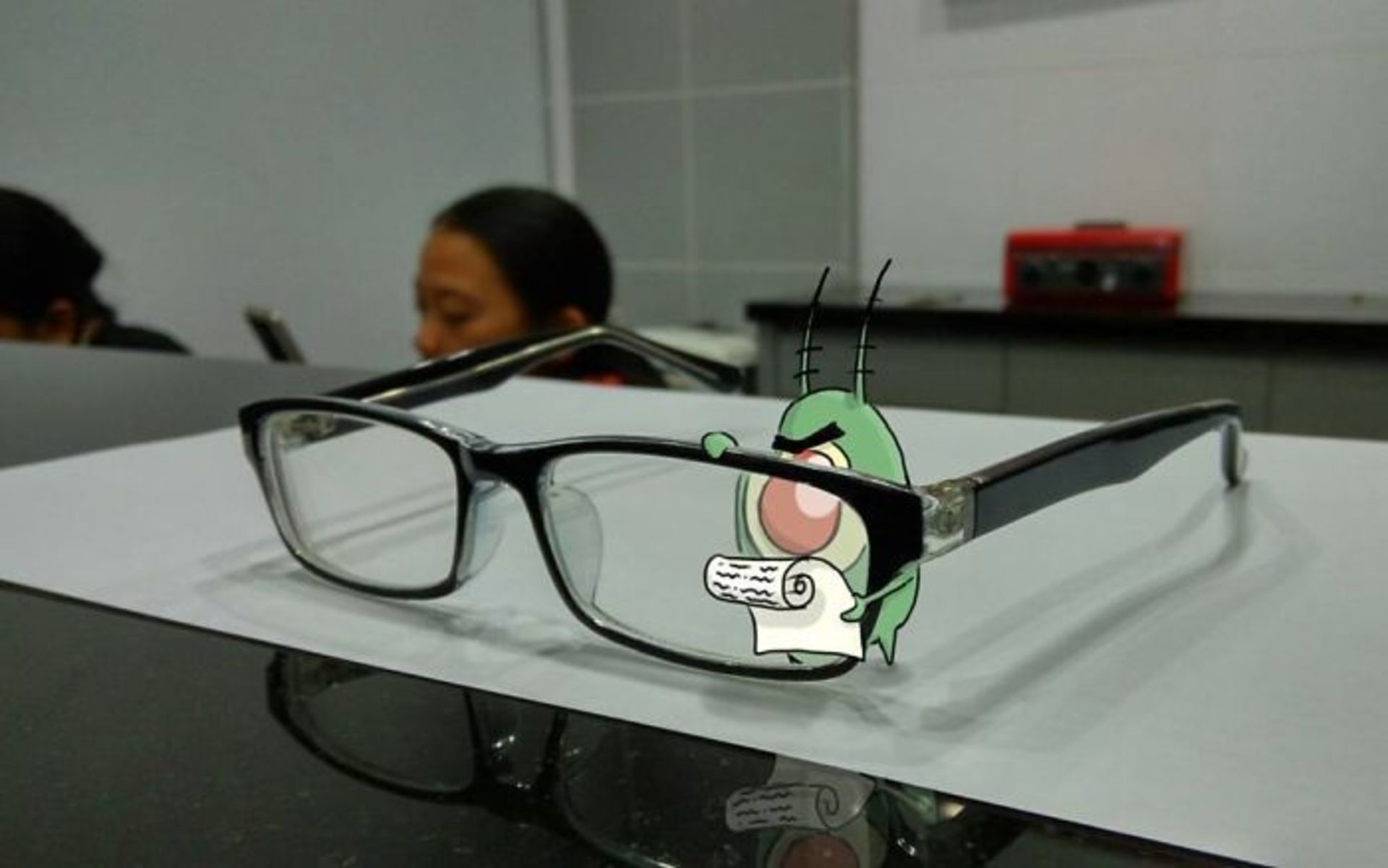 تصویرسازی روی عکس‌های واقعی