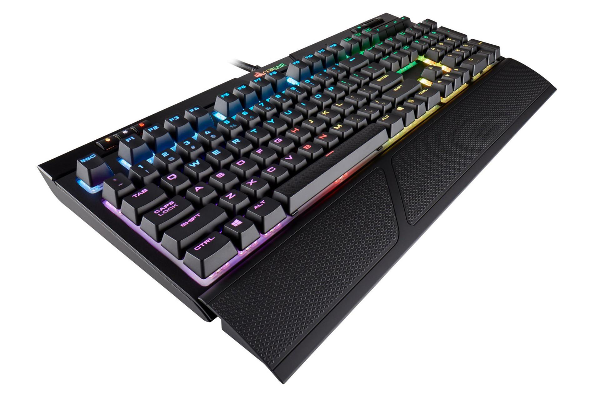 نمای چپ کیبورد کورسیر STRAFE RGB MK.2