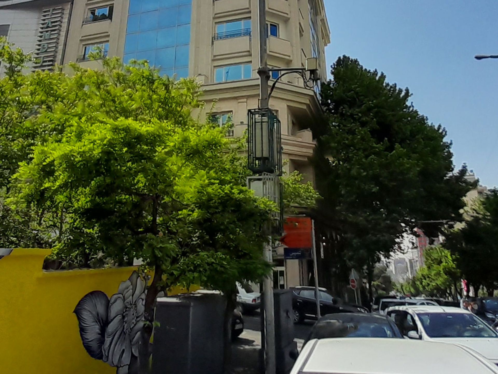 گستره دینامیکی در برش واقعی عکس دوربین اولتراواید گلکسی A13