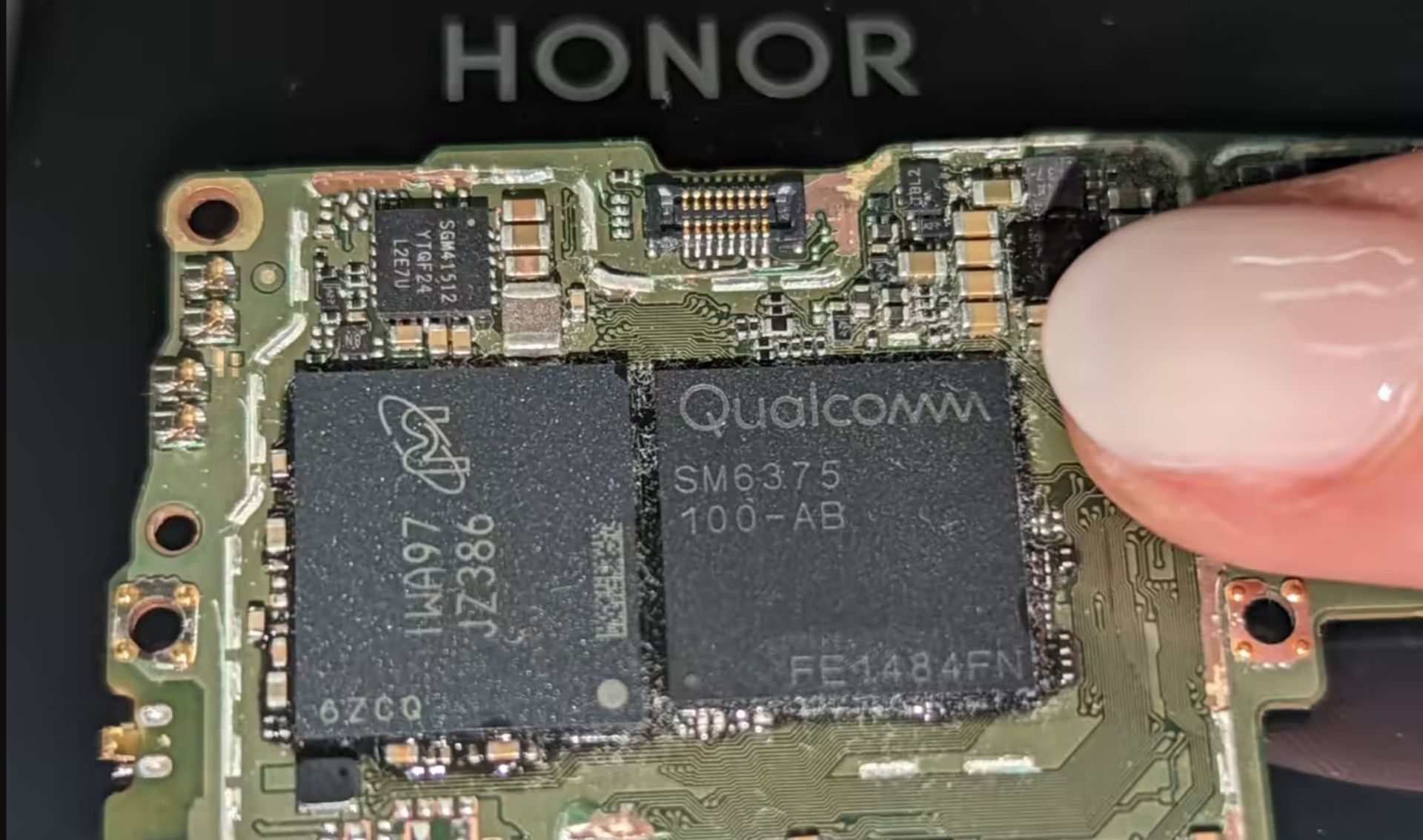 تأمین کنندگان قطعات آنر X30