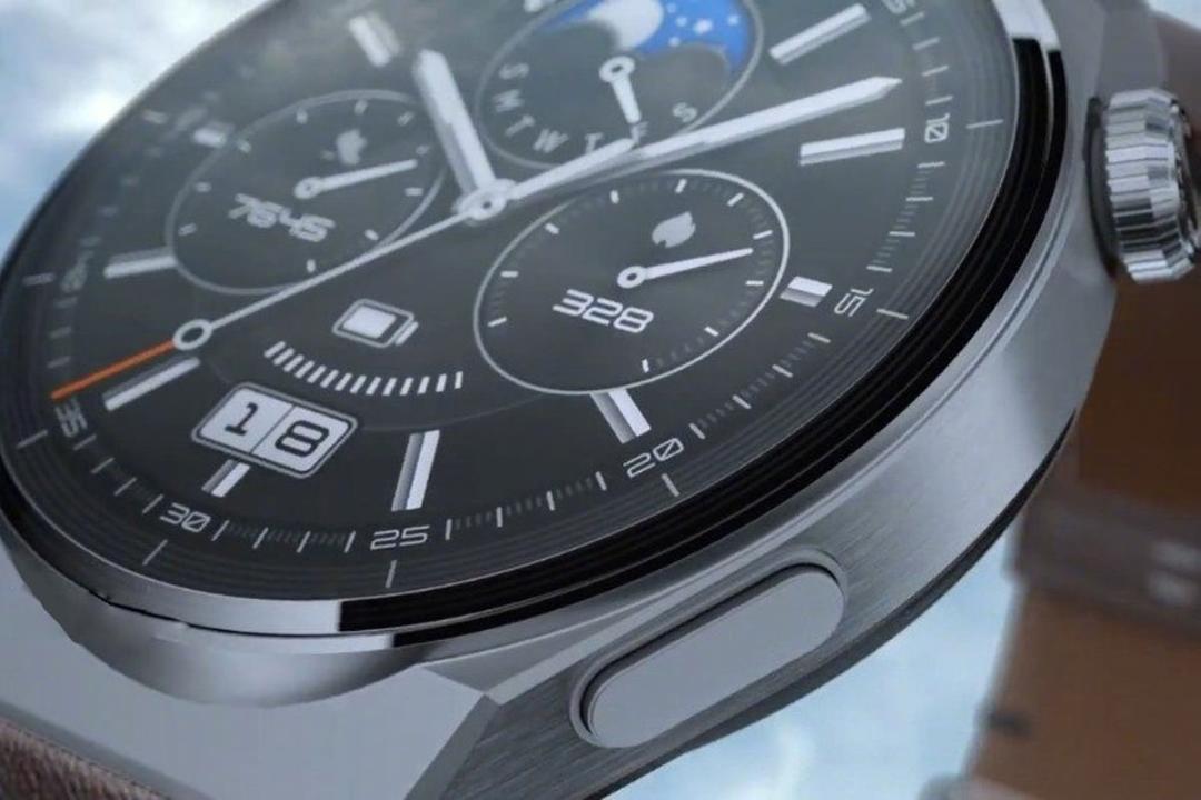 نمای نزدیک دکمه پاور ساعت هواوی Watch GT 3 Pro