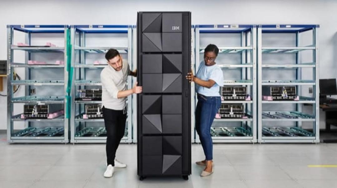 بزرگ رایانه IBM z16