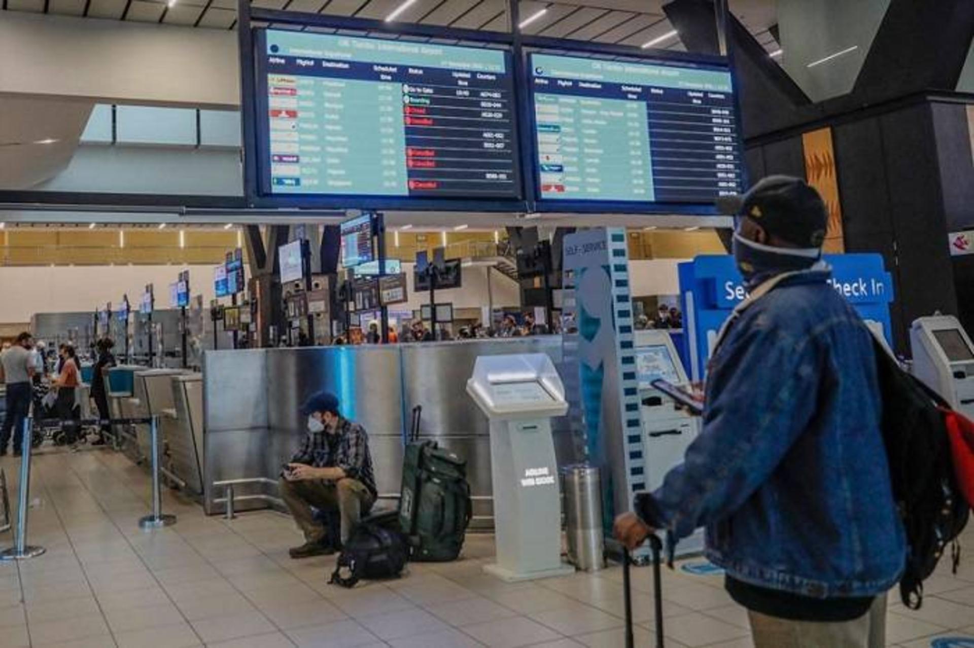 مسافری در ژوهانسبورگ آفریقای جنوبی / passenger in Johannesburg
