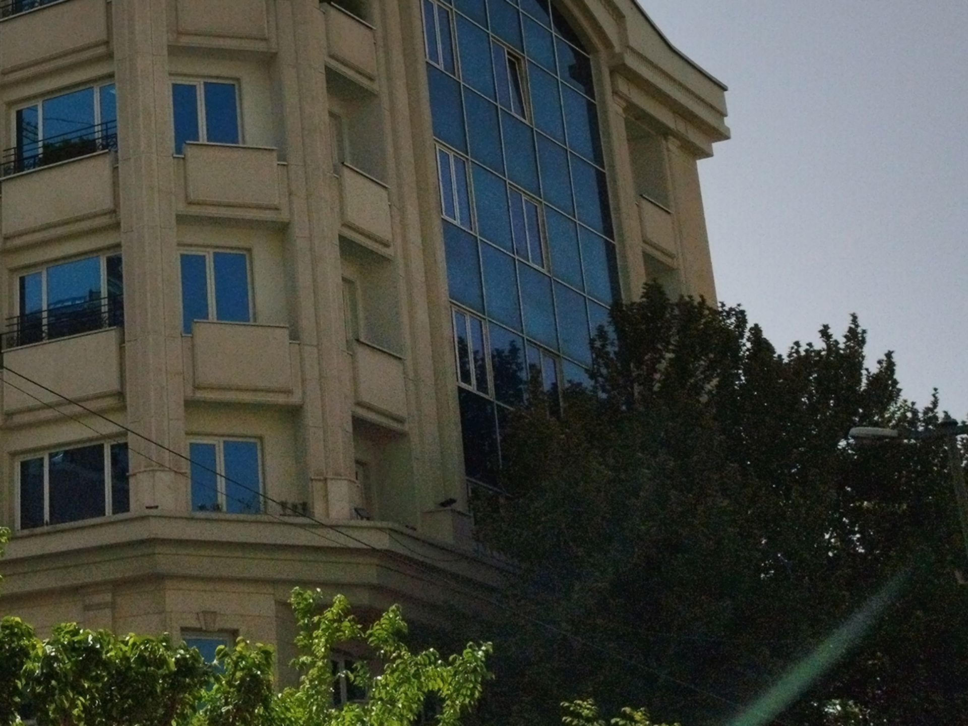 کراپ عکس ۱۰۸ مگاپیکسلی ردمی نوت ۱۱ پرو