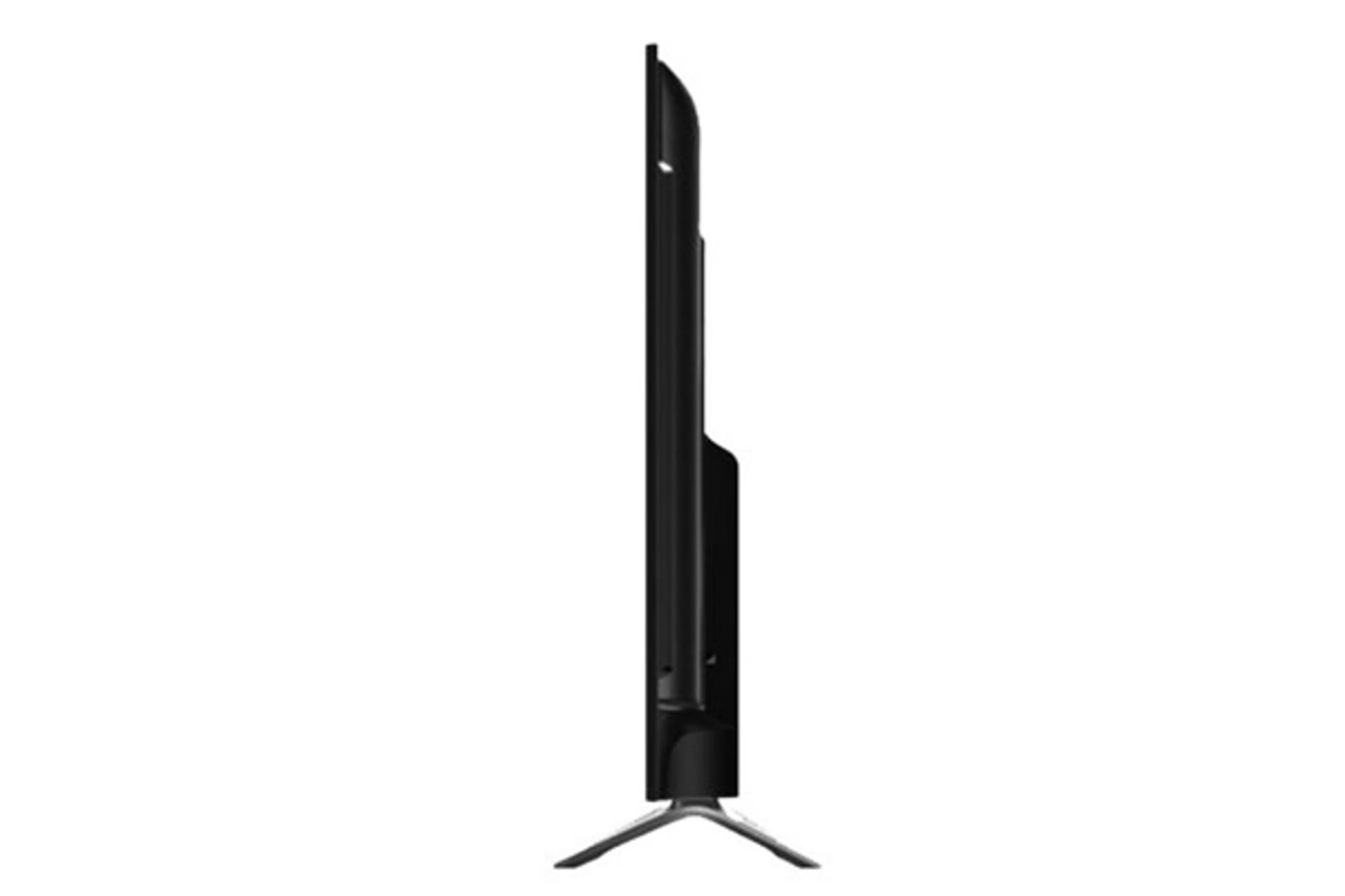 نمای کنار تلویزیون اسنوا SLD-32SA1220U
