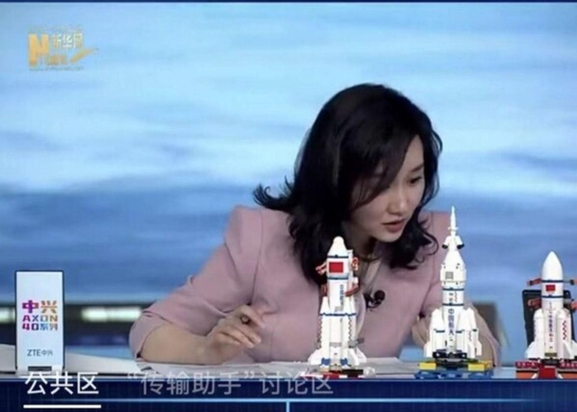 تیزر سومین گوشی هوشمند مجهز به دوربین زیرنمایشگر zte