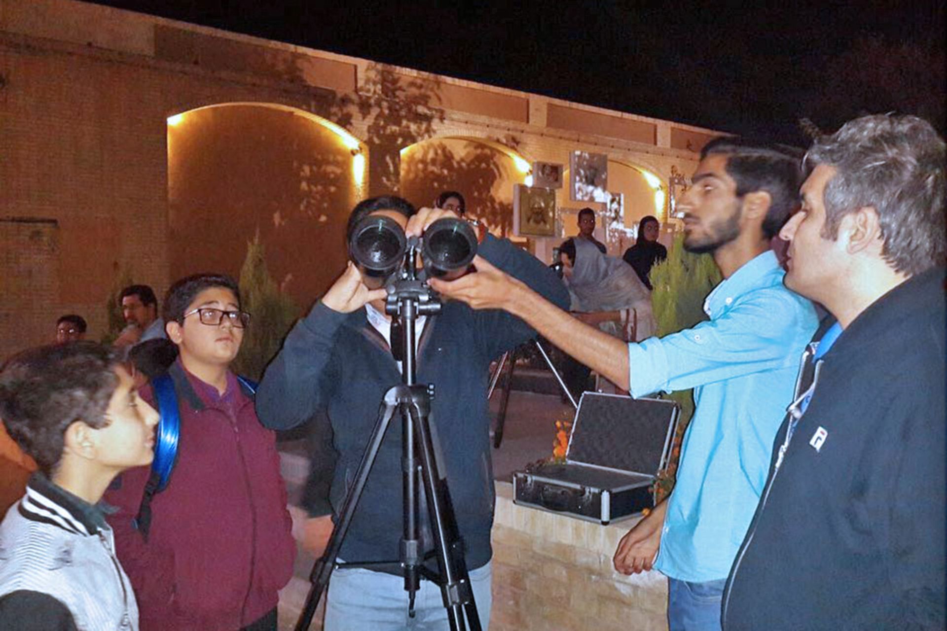 تصاویر موسسه آسمان کویر یزد