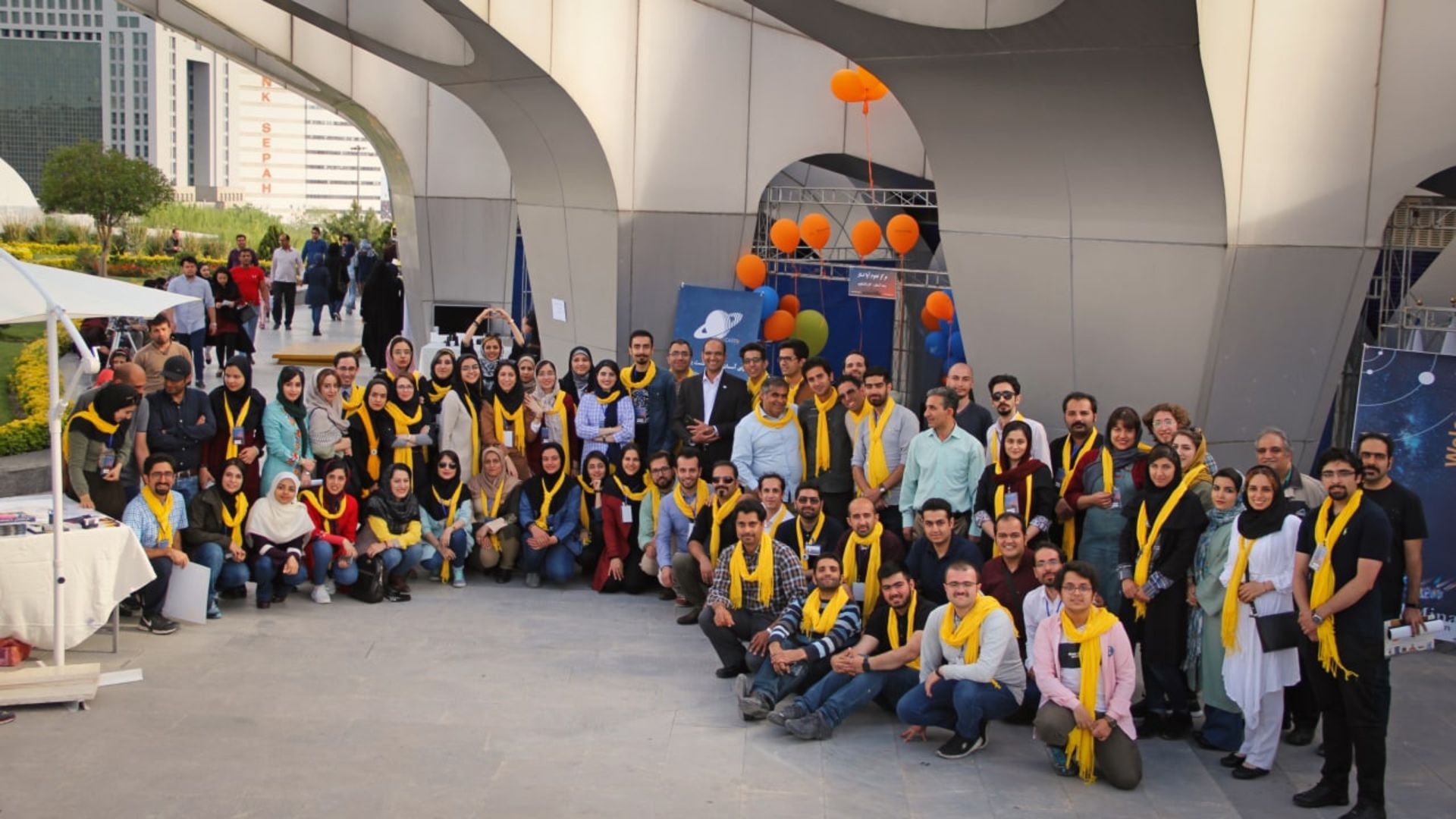 تصاویر آوا استار