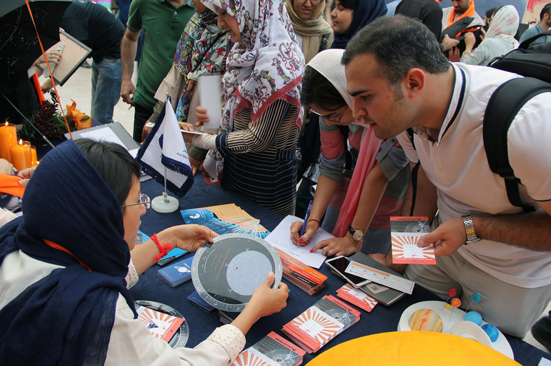 تصاویر آوا استار