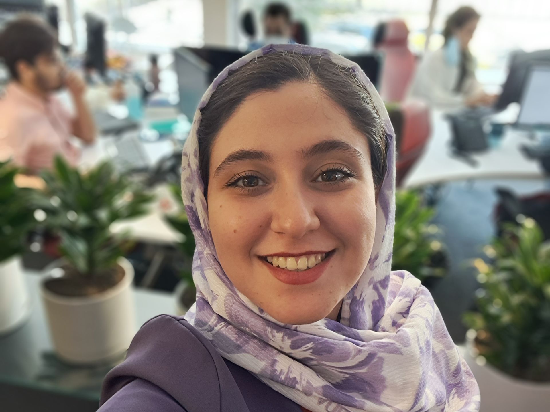 کراپ عکس سلفی گلکسی ای ۳۳