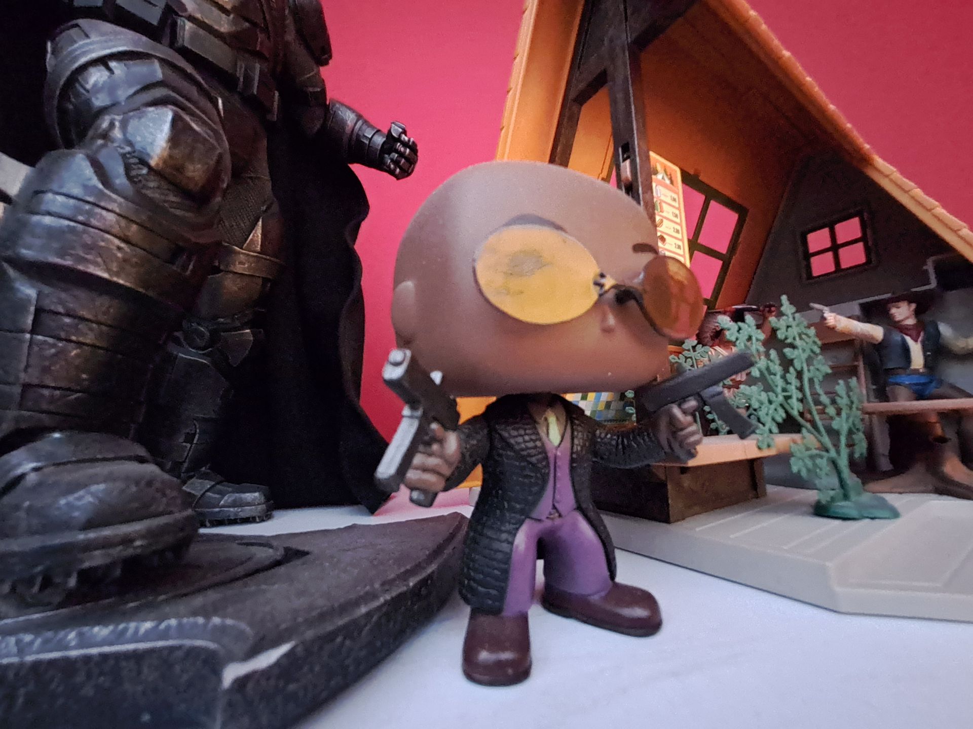 عکس دوربین اولتراواید گلکسی ای ۳۳ در تاریکی