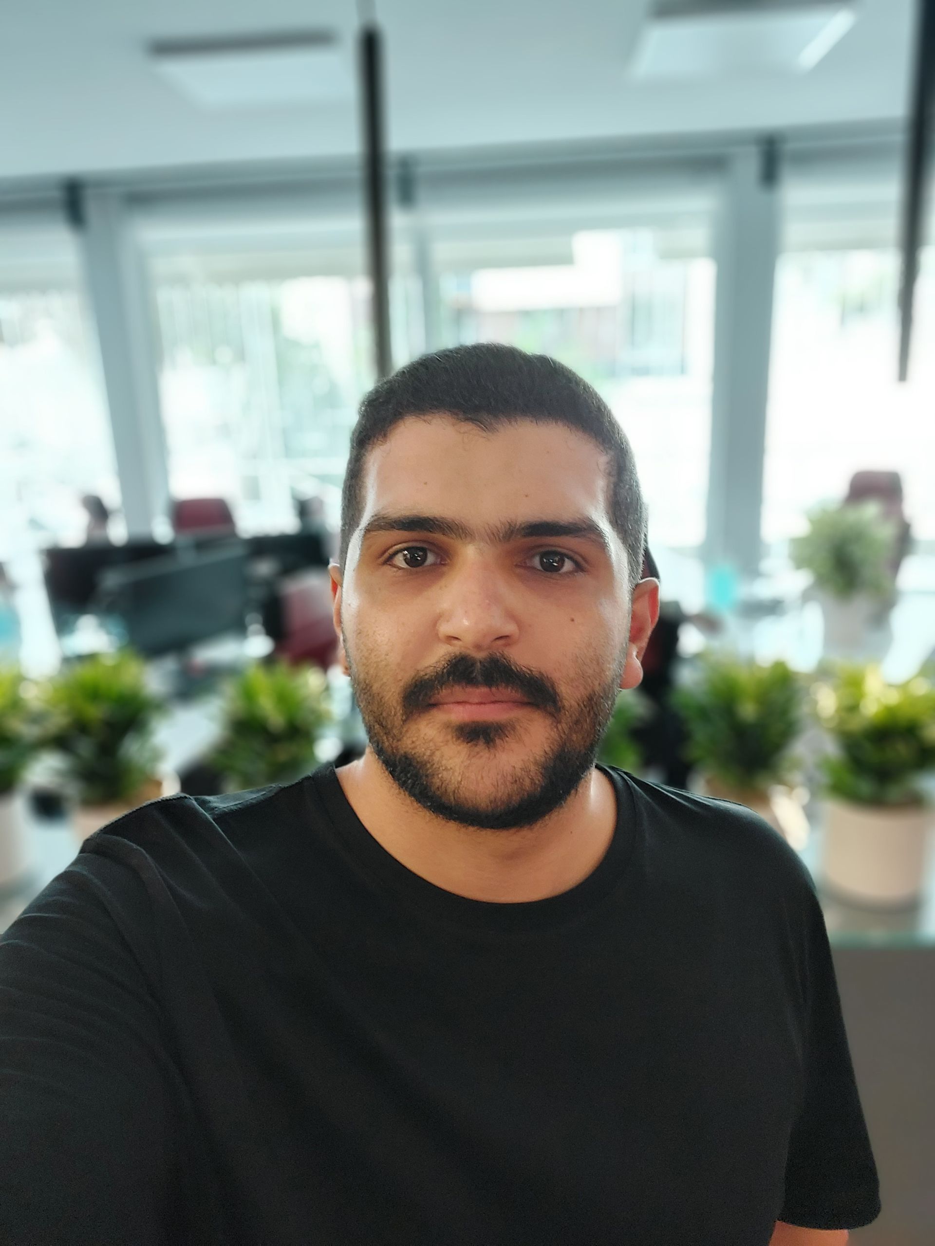 عکس سلفی گلکسی ای ۷۳