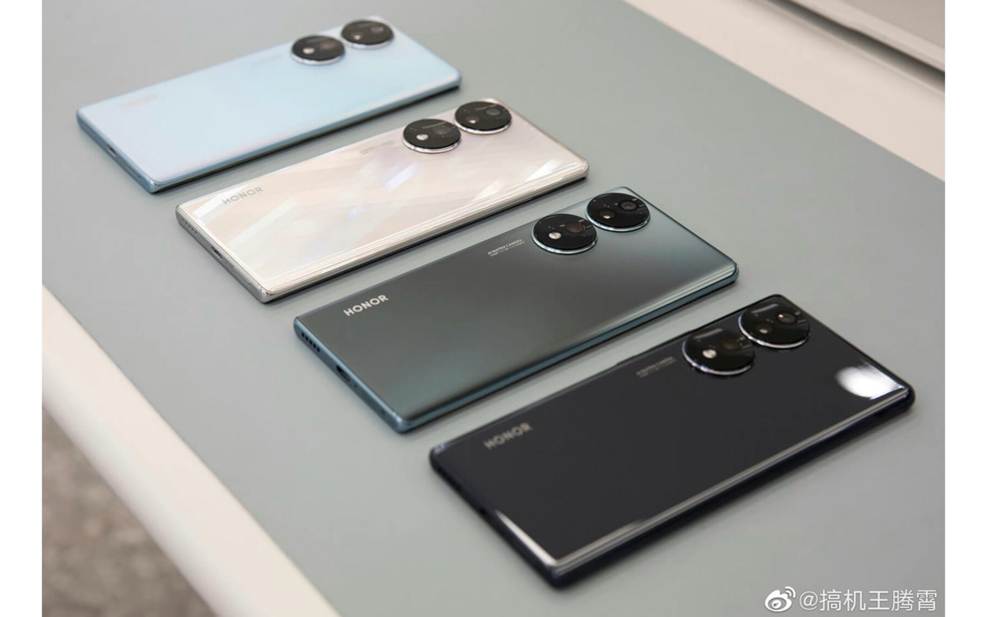 رنگ‌بندی آنر ۷۰