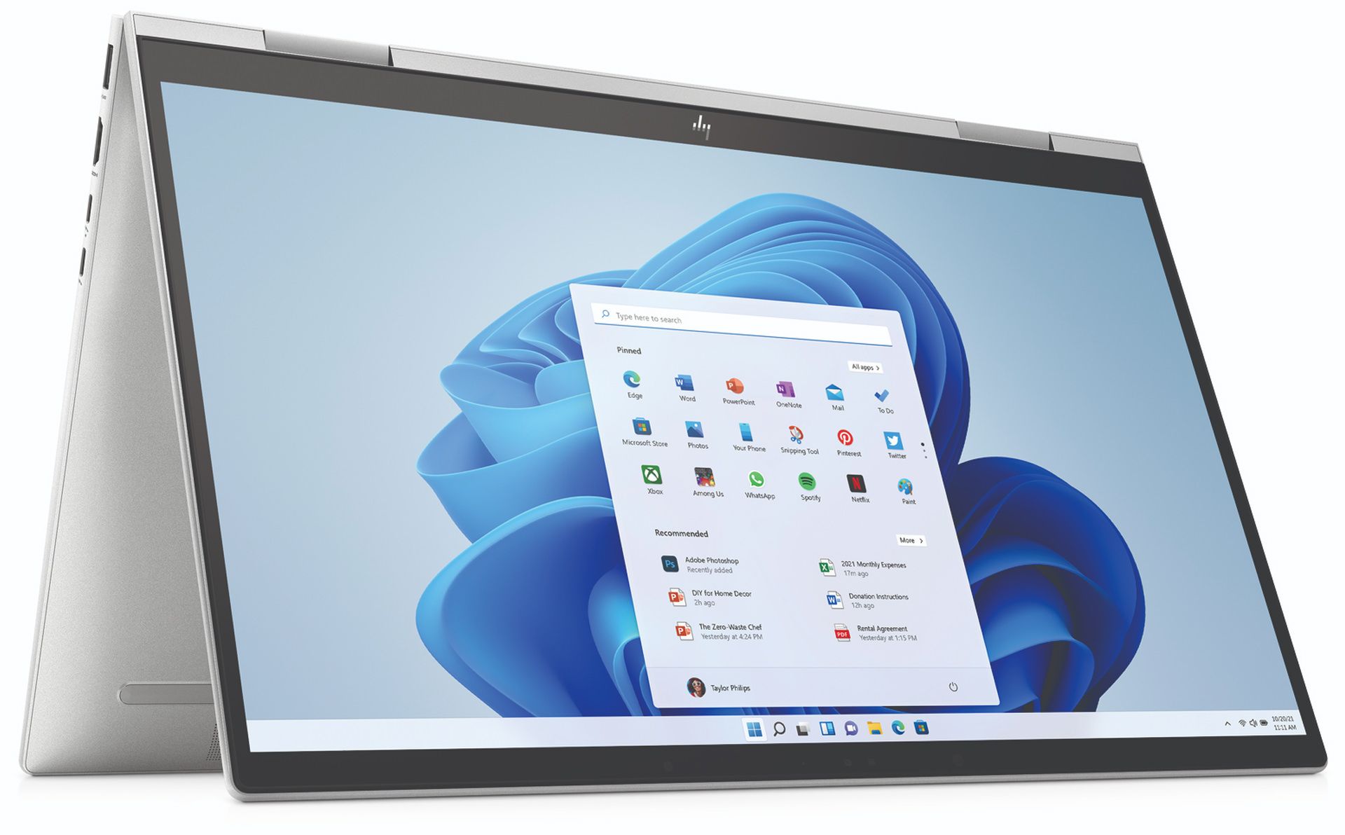 لپ تاپ HP Envy x360 2022 در حالت تبلت
