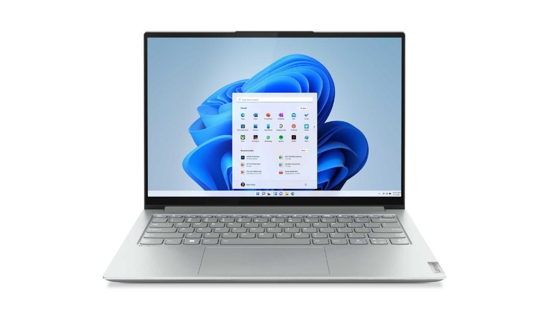نمای روبه‌رو نسل هفتم لپ‌تاپ Slim 7i لنوو