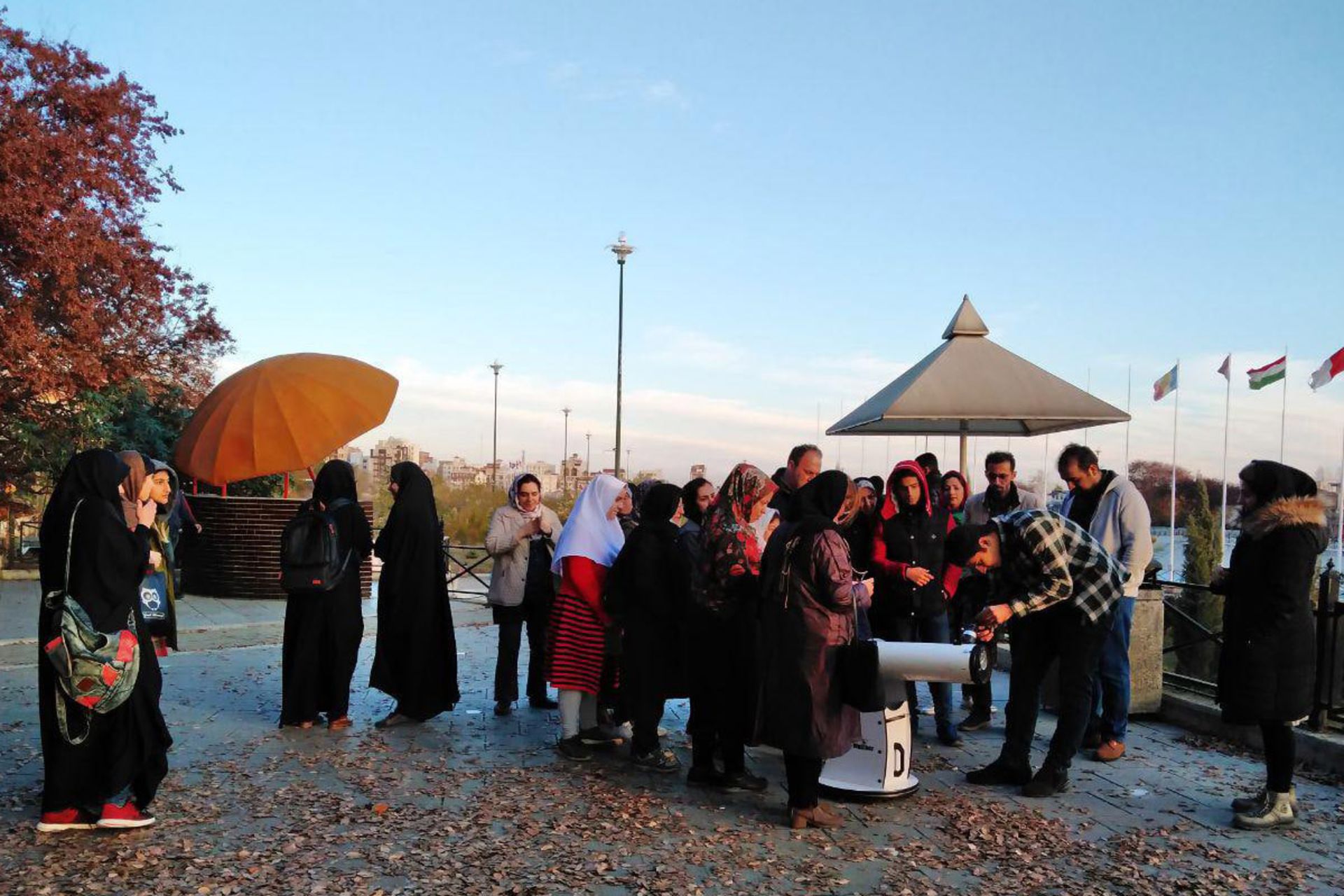 تصاویر مرکز لونا