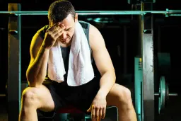 چرا پس از ورزش ممکن است احساس بیماری کنید؟