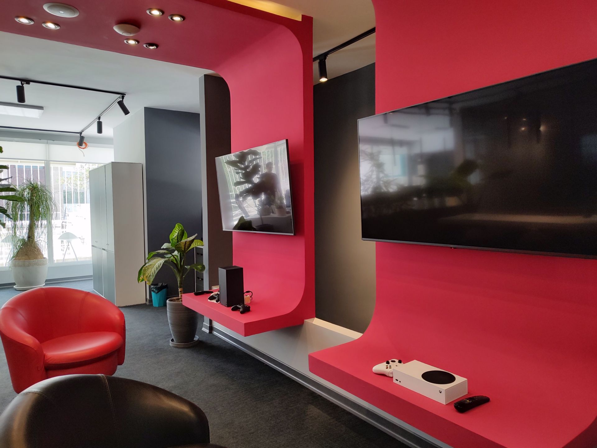 عکس اچ‌دی‌آر دوربین اصلی اج ۲۰ پرو