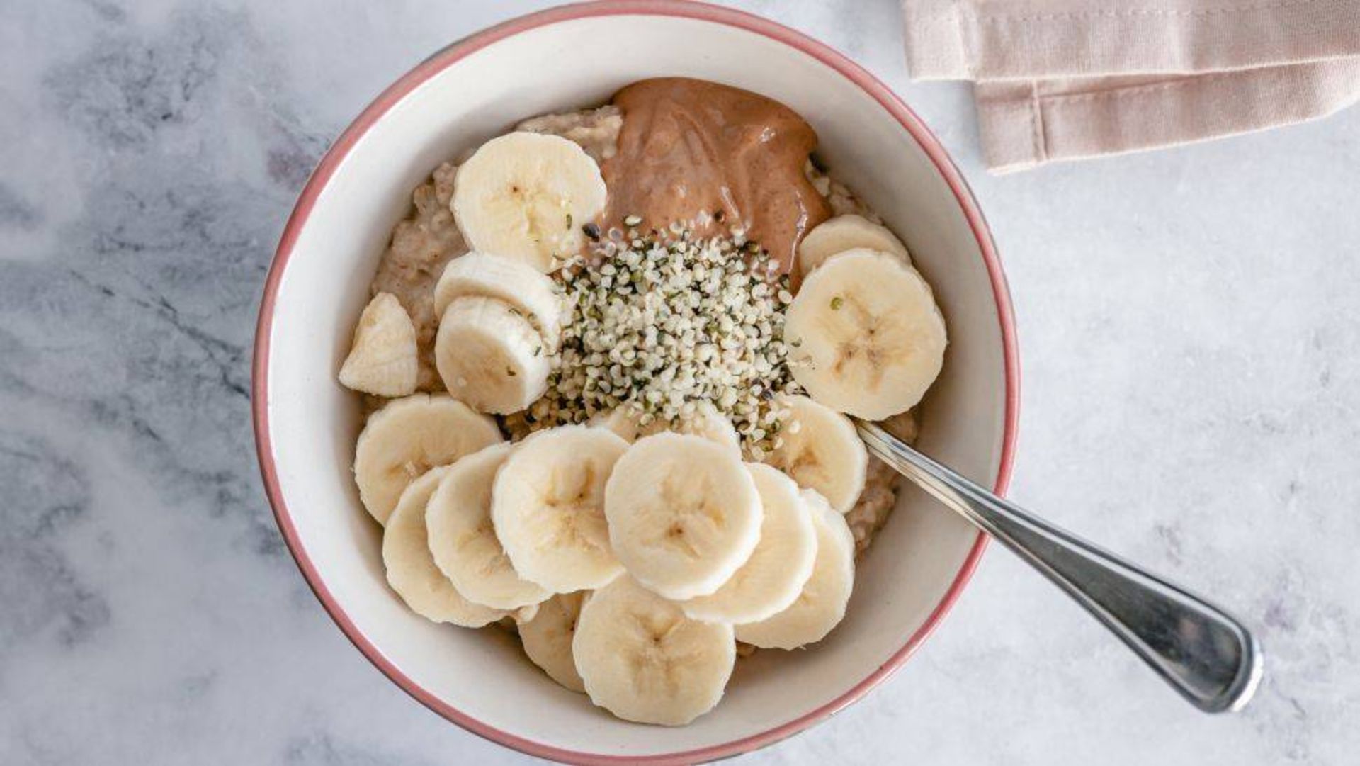 دانه شاهدانه / hemp seeds 