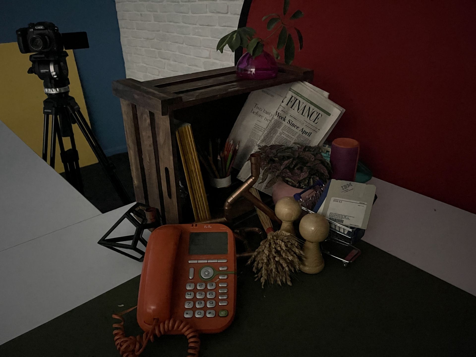 عکس دوربین اولتراواید آیفون ۱۲ پرو مکس در تاریکی