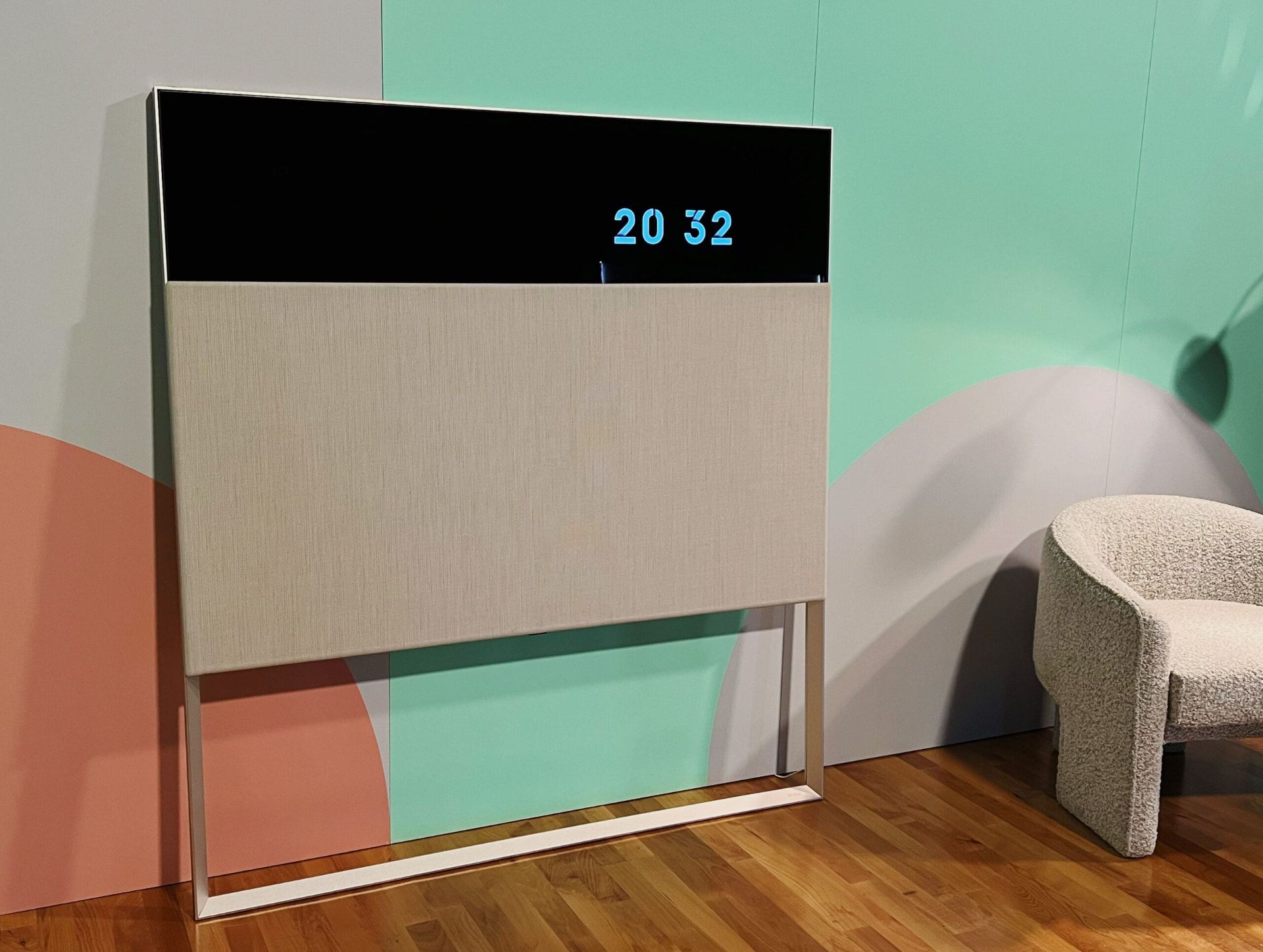 تلویزیون سری OLED Objet مدل Easel