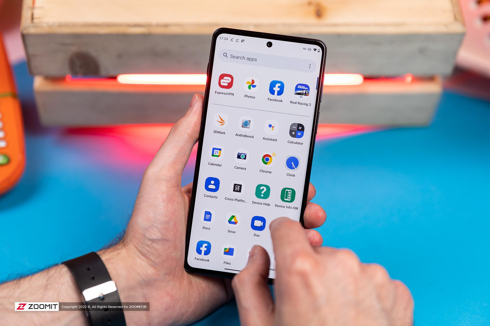 رابط کاربری موتورولا Edge 20 Pro