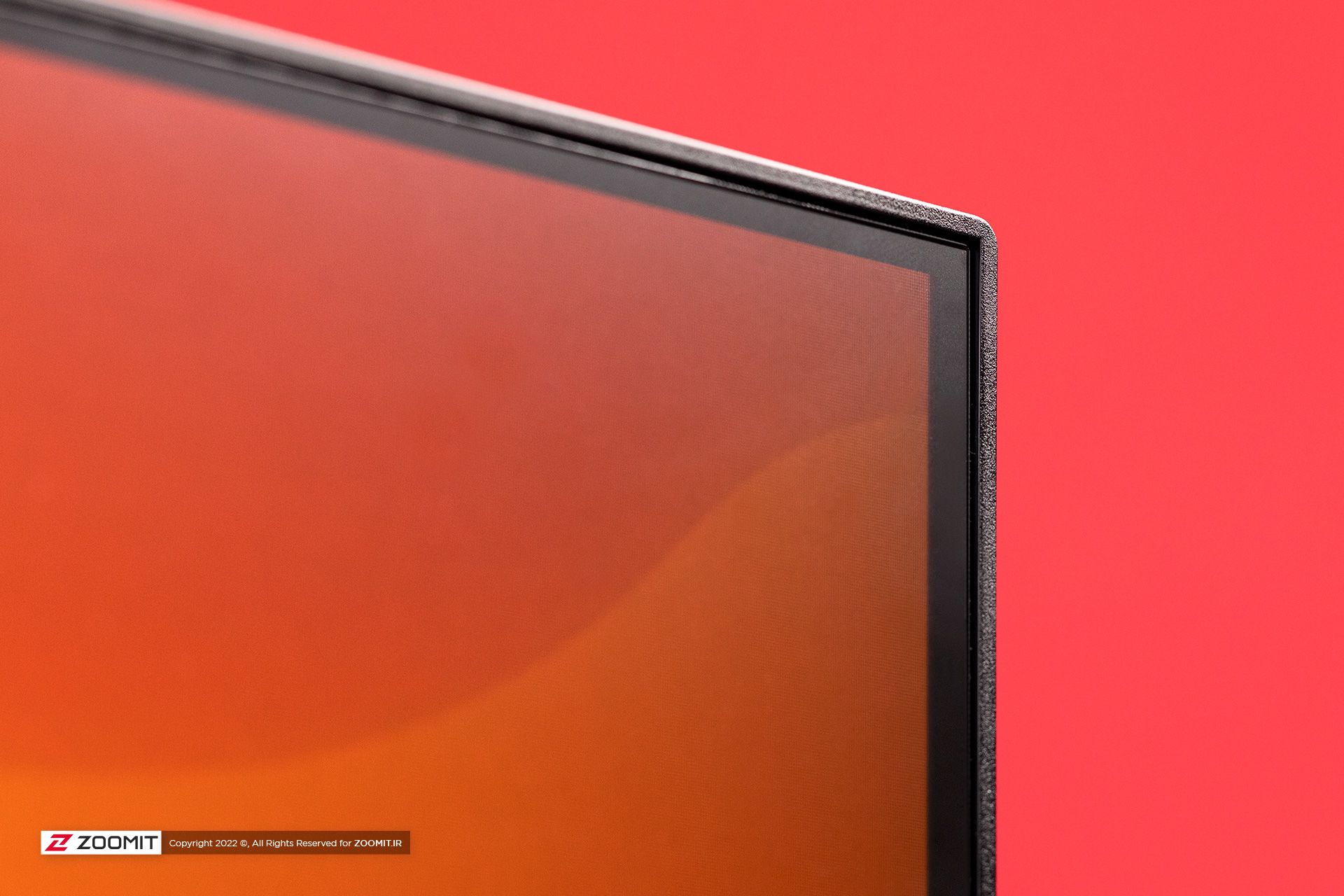 حاشیه‌های مانیتور Modern MD271PW