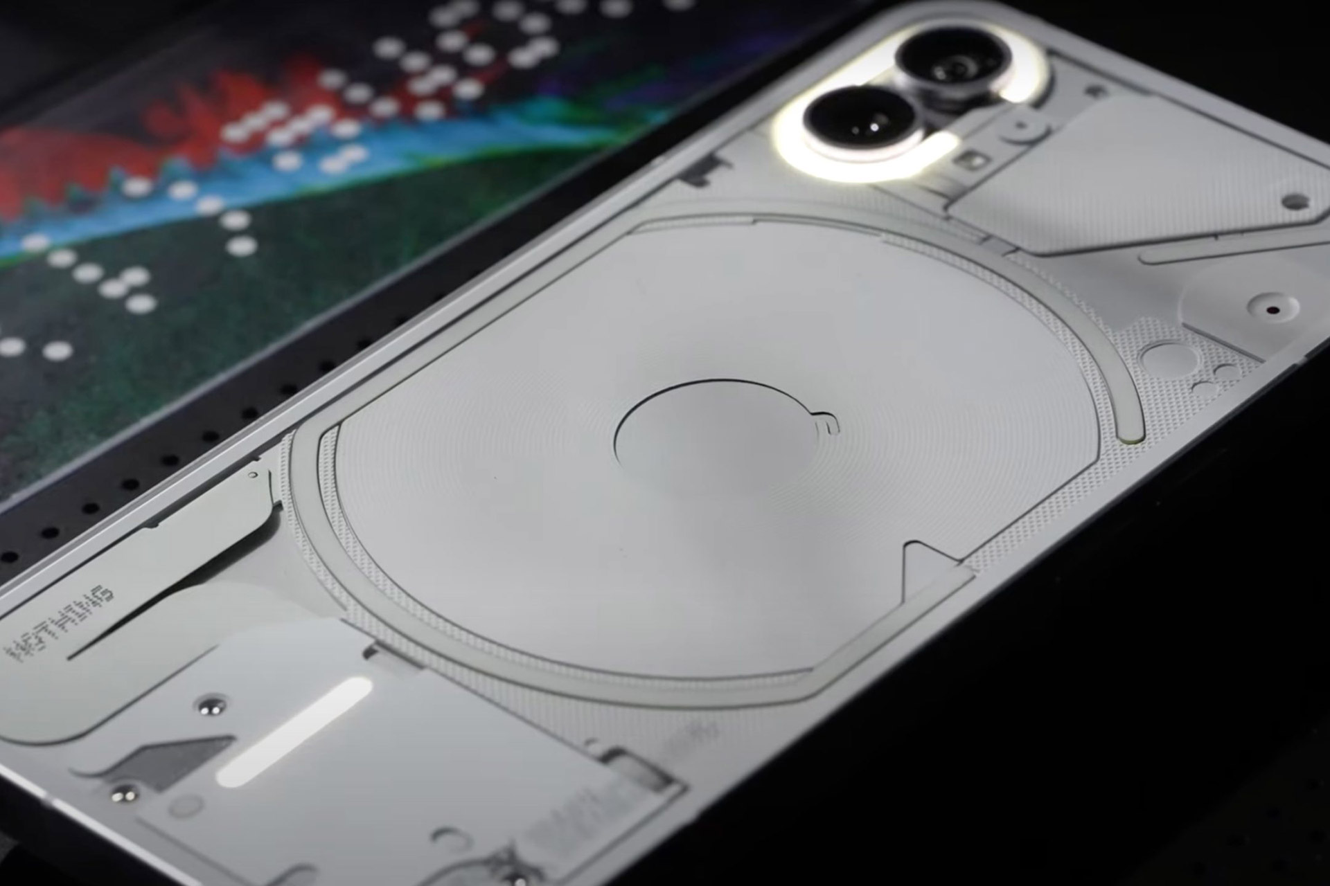 Nothing phone 1 дата выхода. Новые телефоны 2022 года. Nothing phone 1 дата выхода. Смартфон nothing phone 1. Nothing phone 1 дизайн.