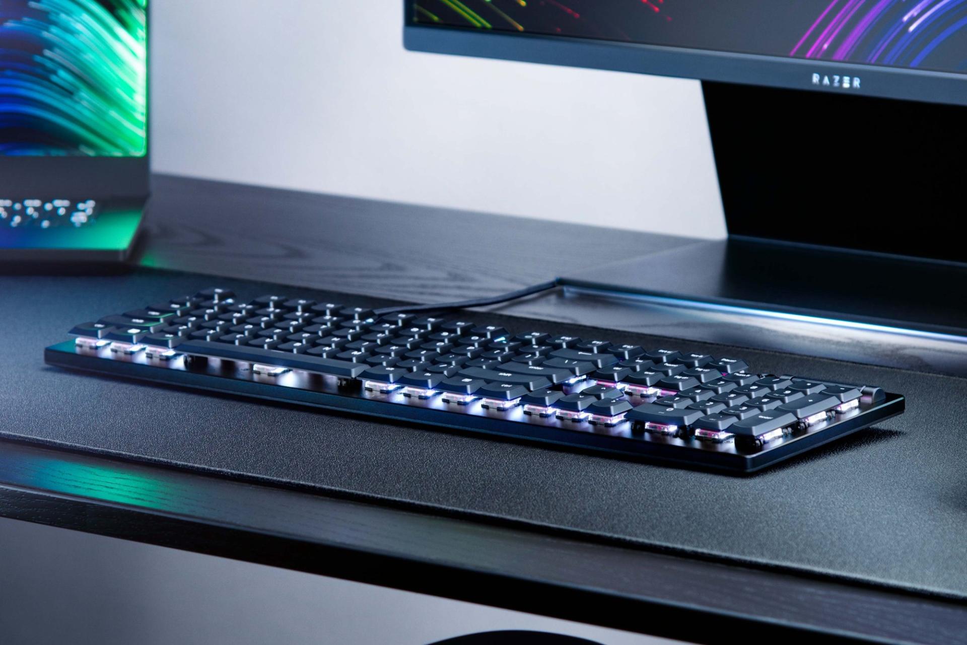 کیبورد ریزر DeathStalker v2