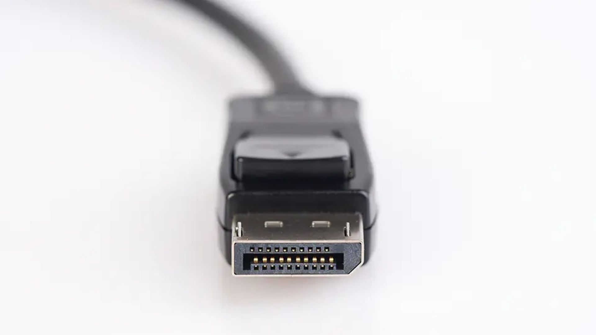 display-port-plug