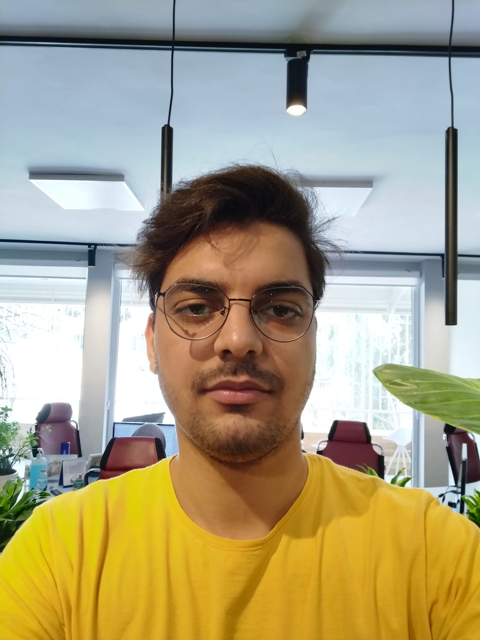 نمونه عکس ثبت شده با دوربین سلفی آنر ۵۰ لایت در حالت پرتره