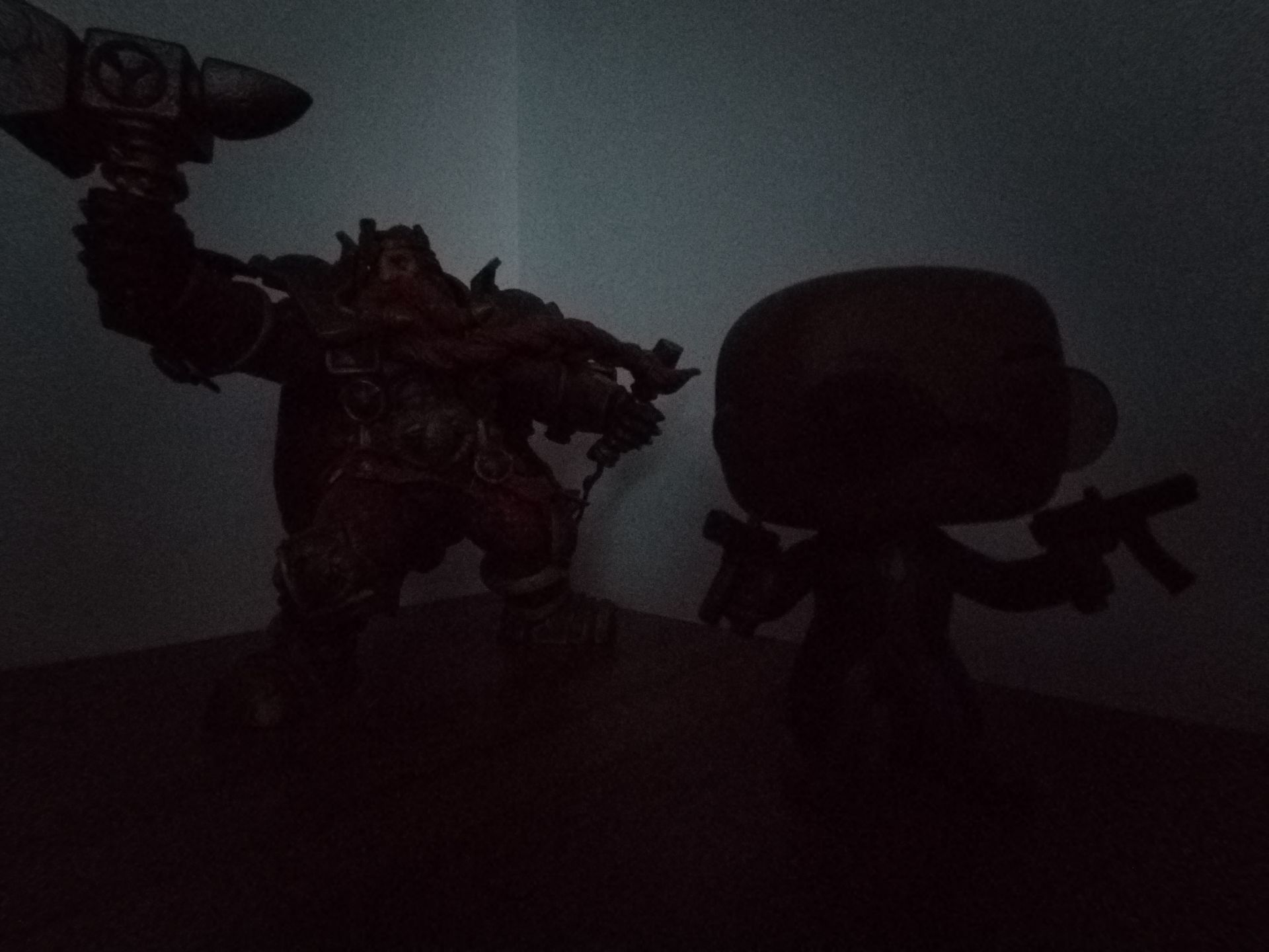 نمونه عکس ثبت شده با دوربین اولتراواید آنر ۵۰ لایت در نور کم